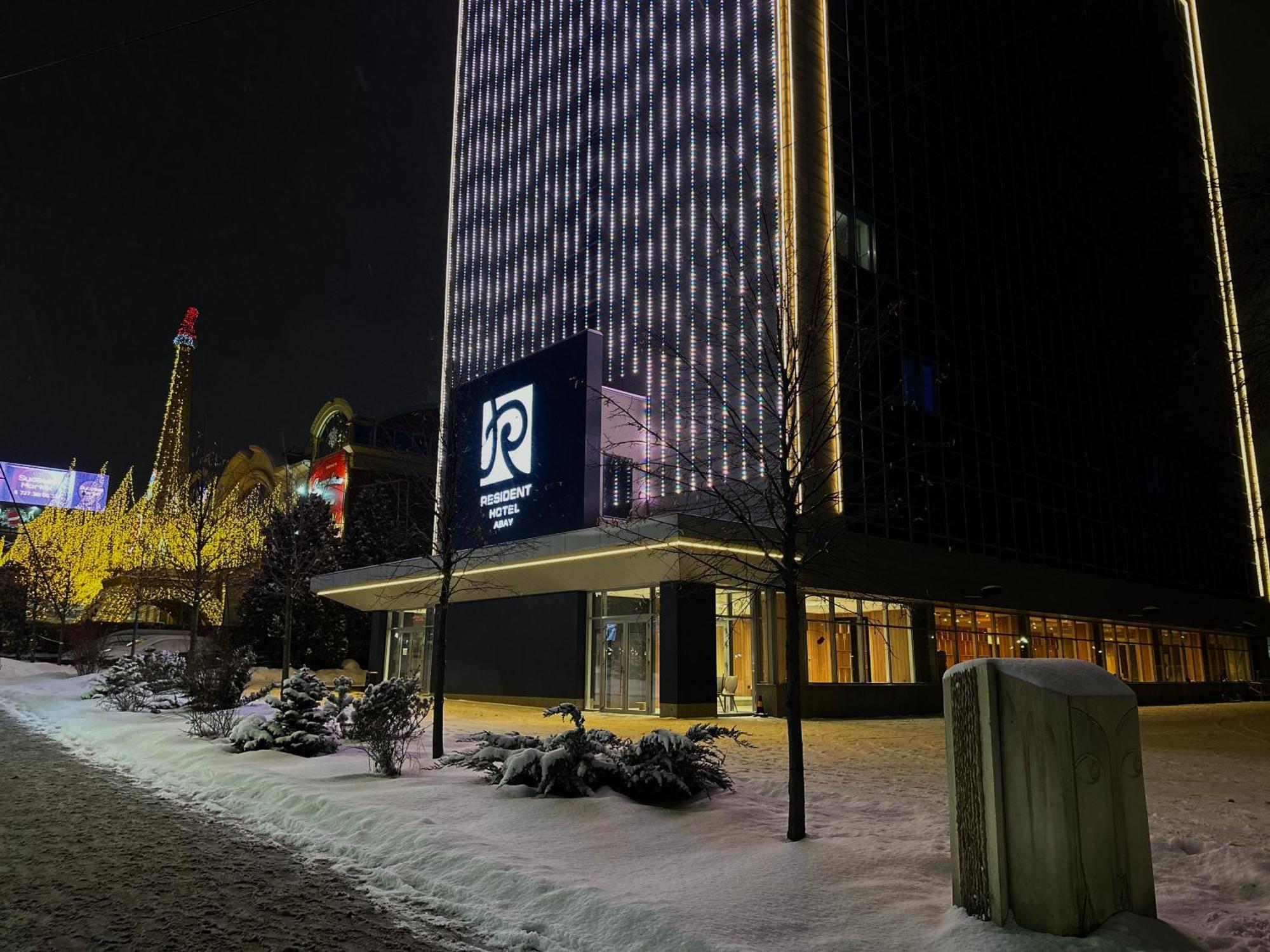 Resident Hotel Abay 阿拉木图 外观 照片