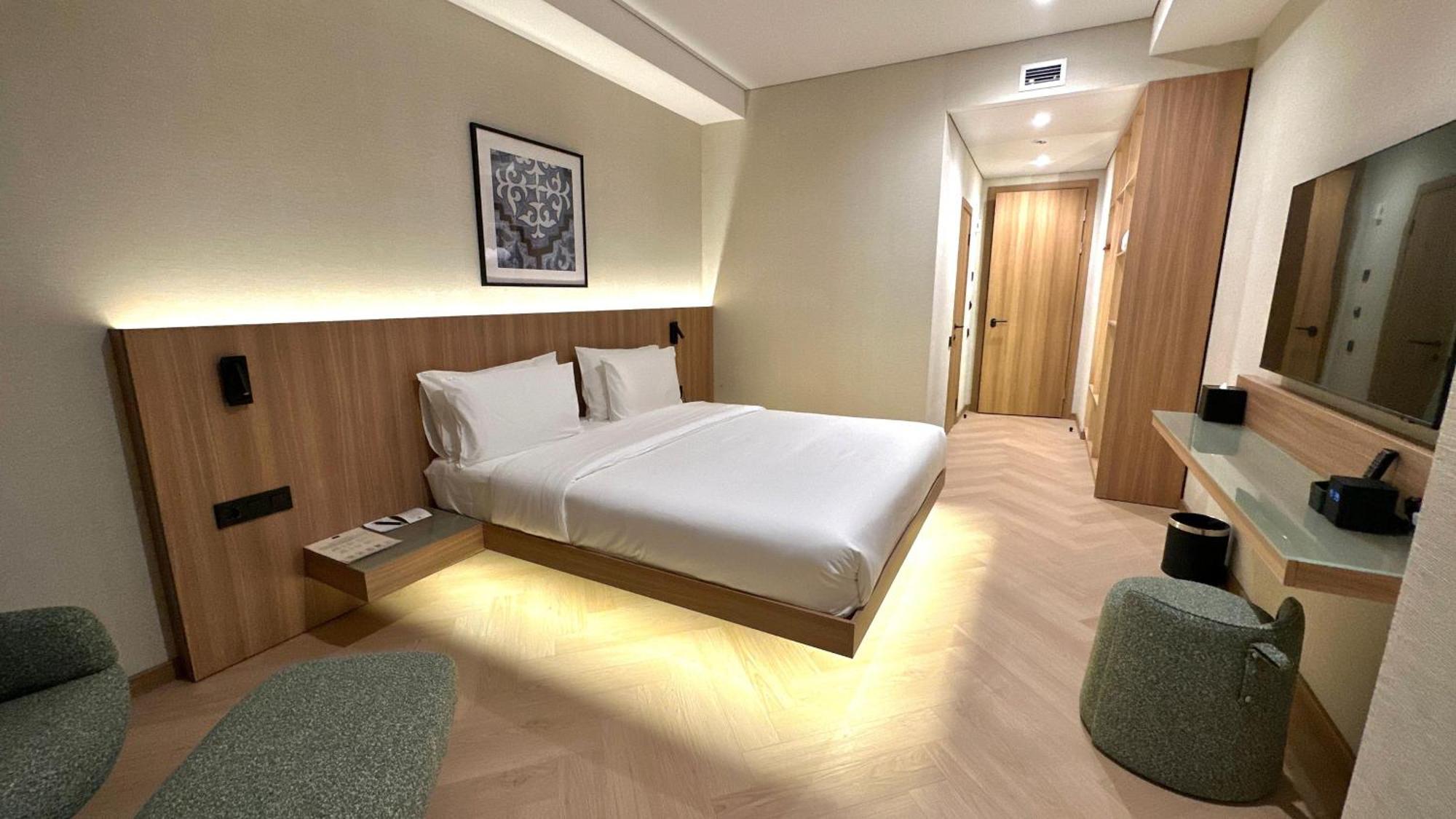 Resident Hotel Abay 阿拉木图 外观 照片