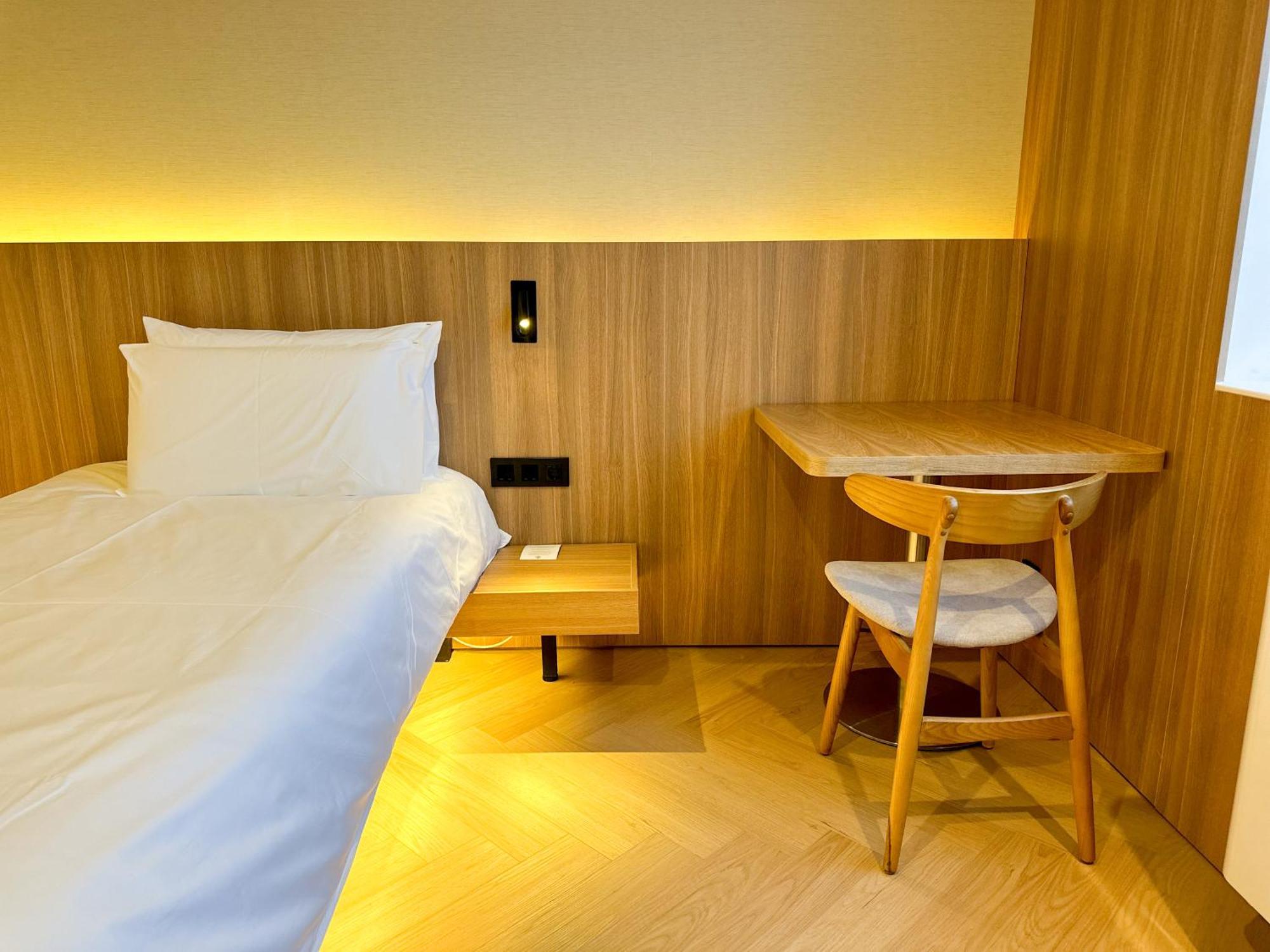 Resident Hotel Abay 阿拉木图 外观 照片